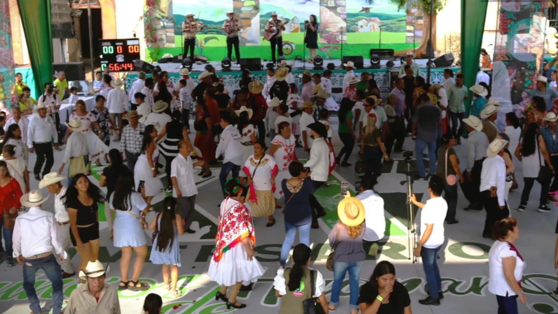 Xilitla va por Récord Guinness con 48 Horas de Huapango